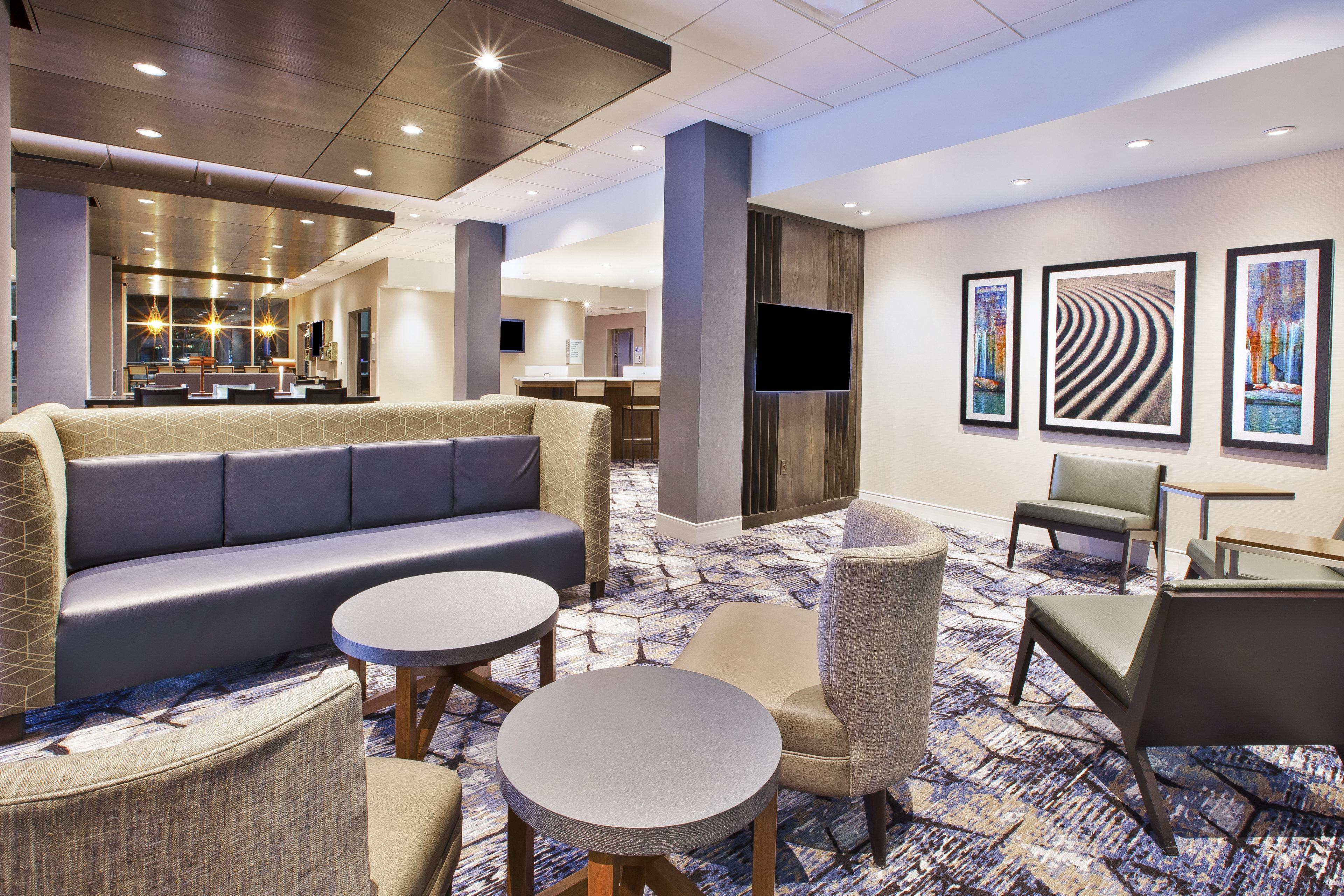 Holiday Inn Express & Suites Okemos - University Area By Ihg Exterior foto